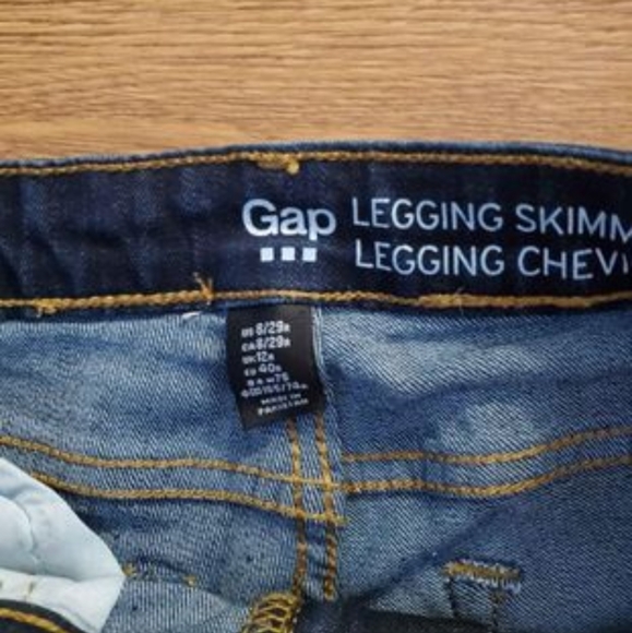 NWOT Gap jeans size 8 - Picture 2 of 2